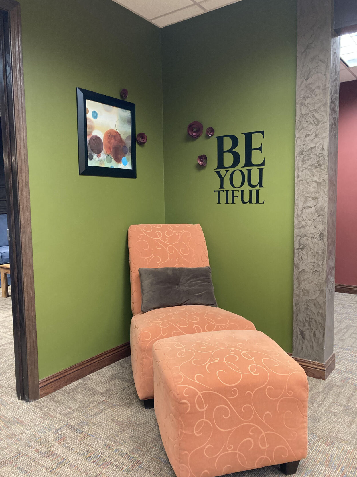 Collage in Kearney, Grand Island creates beauty out of the unexpected collage-interior